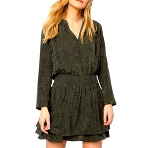 RAILS Jasmine Olive Speckled Rayon & Spandex Tiered Smocked V Neck Dress